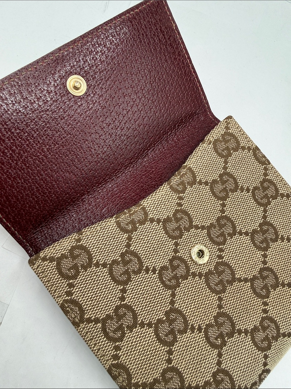 Gucci Beige Monogram Canvas Small Compact Wallet with Leather Trim Bi-Color - Picture 8 of 15